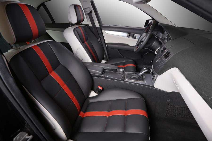 Интерьер Mercedes-Benz C-Class by Carbon Motors 2016 года  (фото 14 из 17)